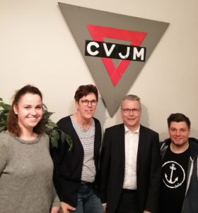 Der bestätigte Vorstand auf der Jahreshauptversammlung unter dem Logo des CVJM